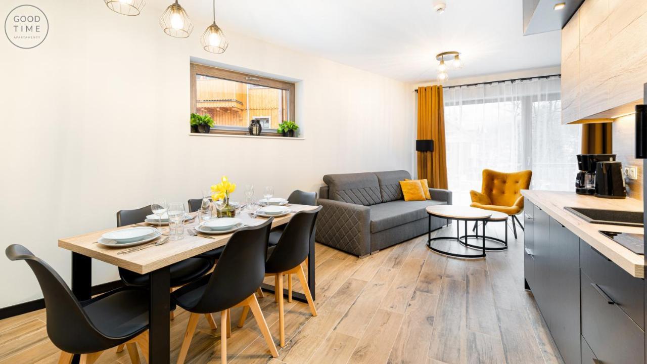 Apartamenty Good Time - Stone Hill IV シクラルスカ・ポレンバ エクステリア 写真